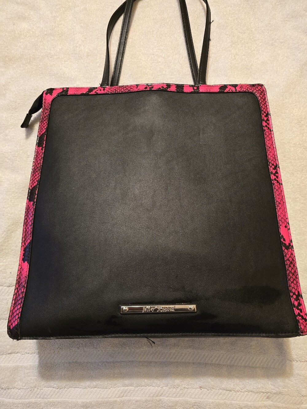 Betsey Johnson Hot Pink Black Snakeskin Large Tote Bag Purse Handbag - Good Cond - Picture 4 of 16